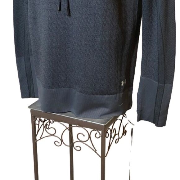 Under Armour NWOT gray theadborne seamless funnel neck heatgear top L - Picture 6 of 16